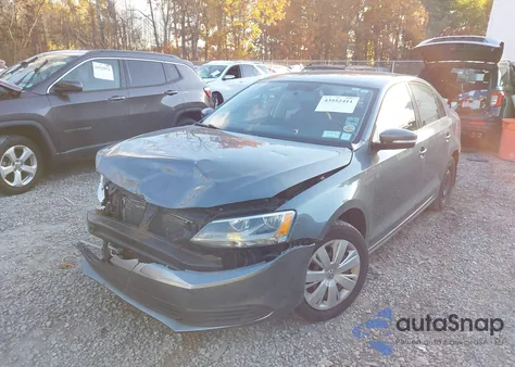2014 Volkswagen Jetta 1.8T Se z USA, uszkodzony, nr VIN 3VWD17AJ4EM306148